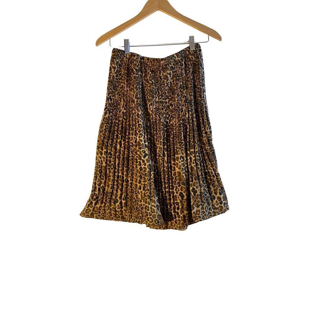 Allison Taylor, animal print, brown, pleated lined skirt, size small ￼